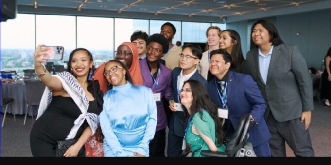 john-lewis-young-leaders-program-2026-2027-(funded)