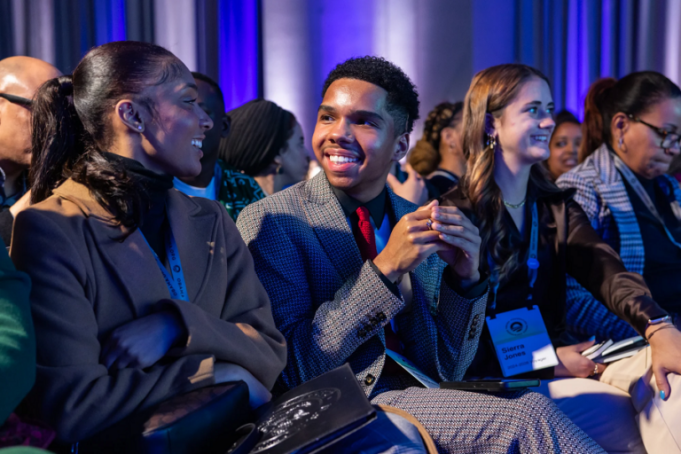 obama-chesky-voyager-scholarship-for-public-service-2026-2028-(up-to-$50,000)