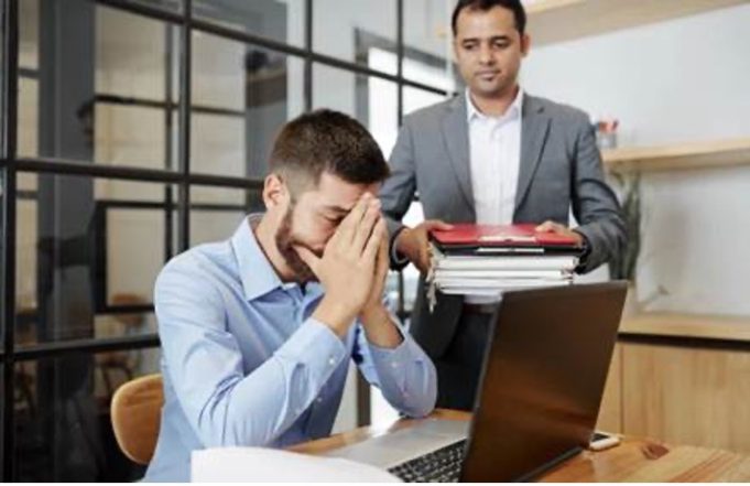 why-employees-are-quietly-disengaging-and-what-hr-might-be-missing why-employees-are-quietly-disengaging-and-what-hr-might-be-missing