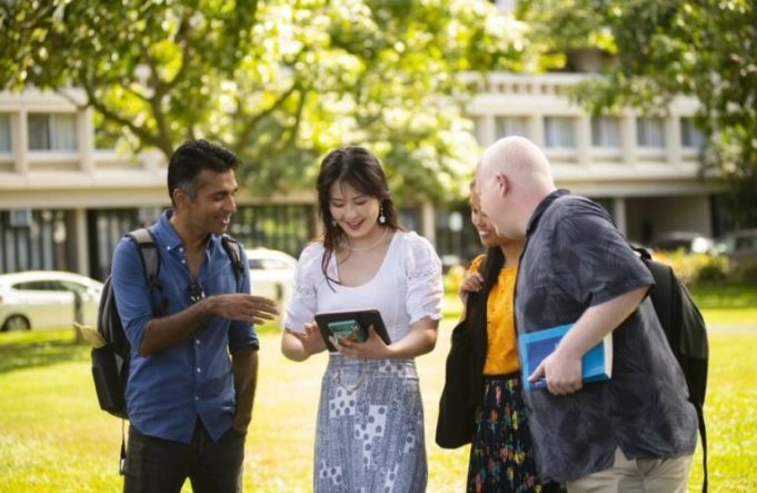 east-west-center-graduate-degree-fellowship-2027-(funded)